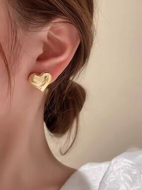 Anthropologie Shiny Gold Heart Stud Earrings